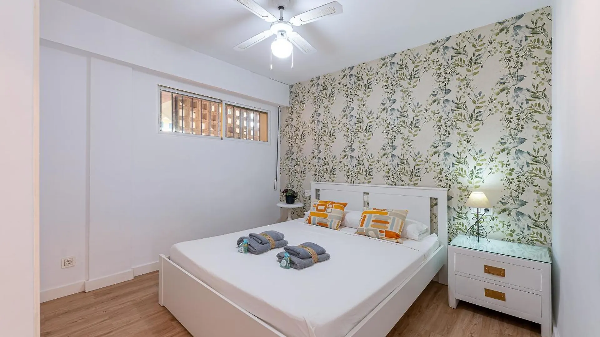 797 Holiday Rentals - Moderno Piso En Primera Linea De Playa Torremolinos