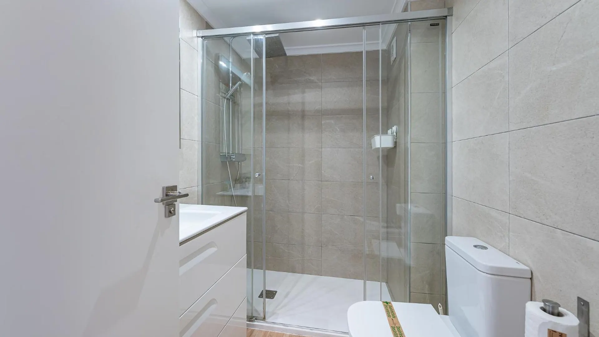 797 Holiday Rentals - Moderno Piso En Primera Linea De Playa Torremolinos Apartment